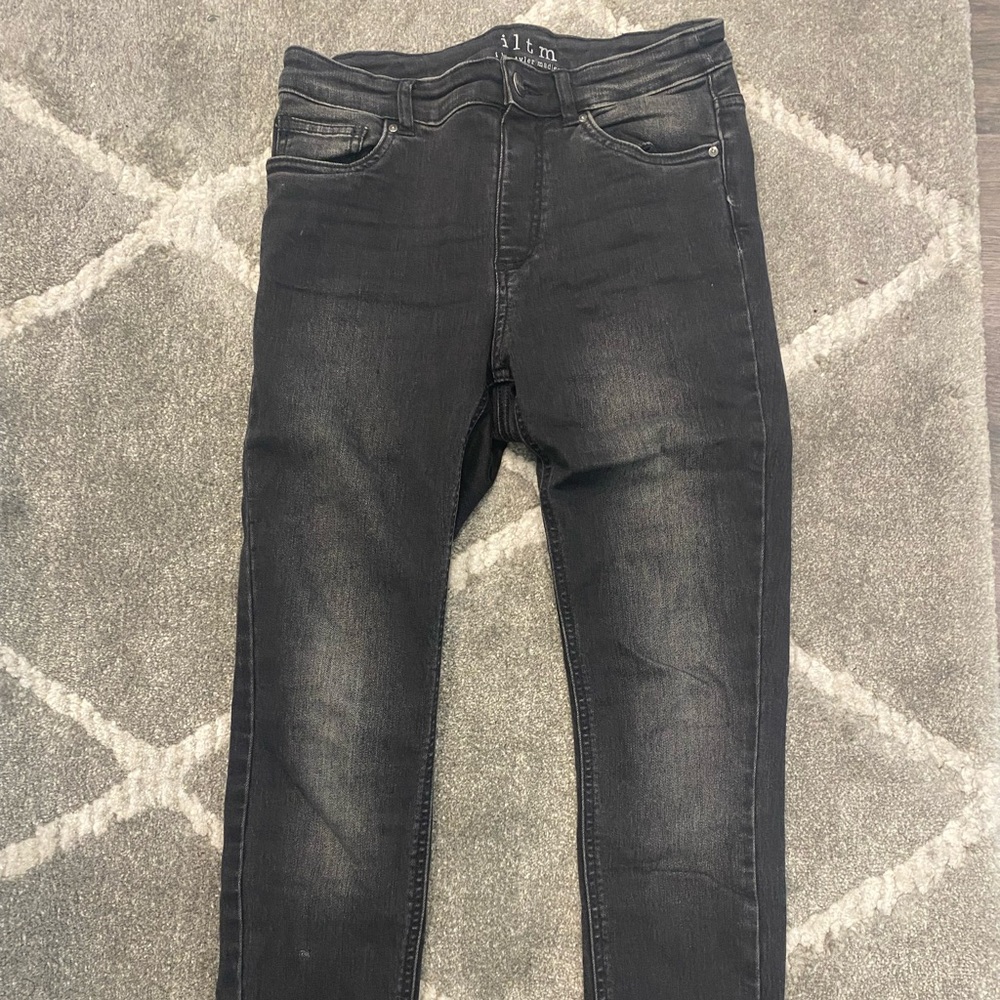 Women’s Black Jeans